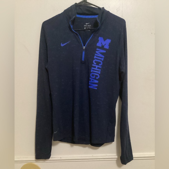 Nike Tops - Nike Michigan Dri-Fit Pullover